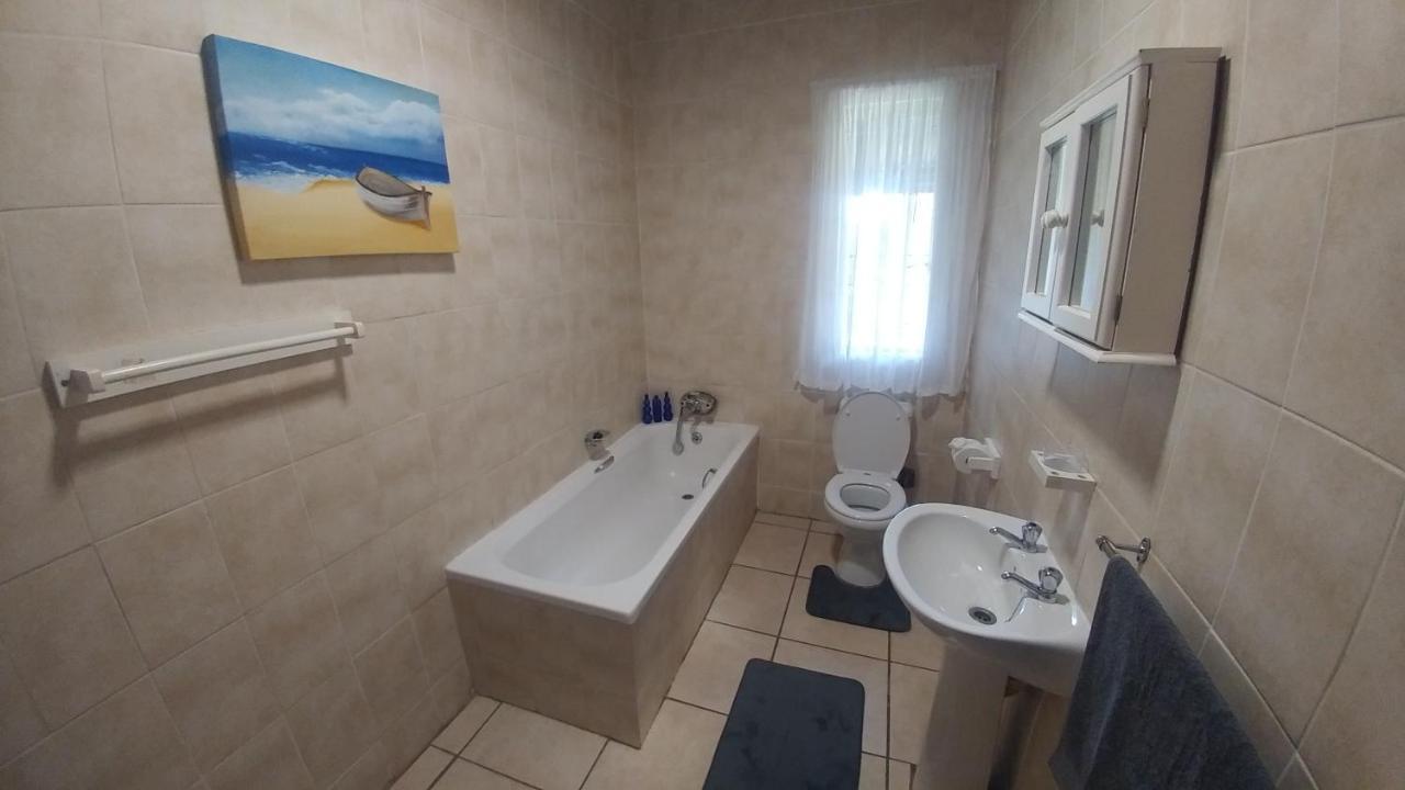 Four Seasons Self-Catering Guest House 格拉斯科普 外观 照片
