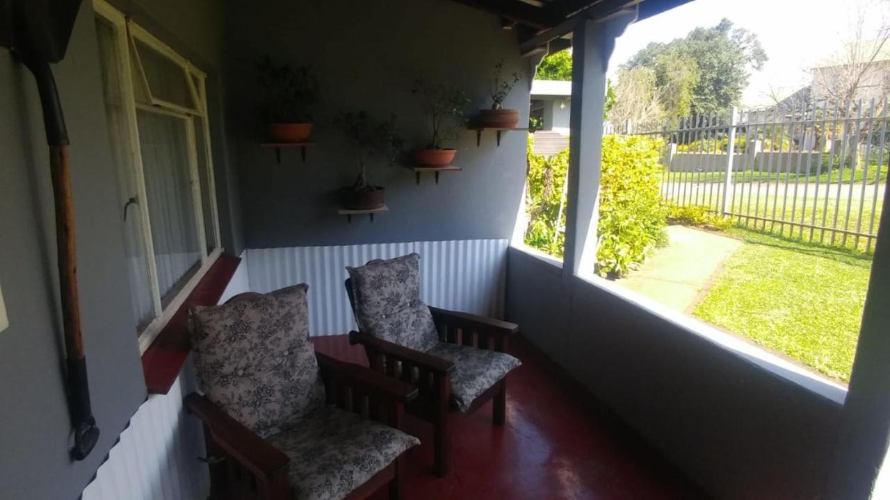 Four Seasons Self-Catering Guest House 格拉斯科普 外观 照片